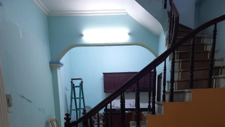 Cho thuê nhà nguyên căn Bùi Xương Trạch-Thanh Xuân DT 45 m2 - 4 tầng - Giá 8,xTriệu